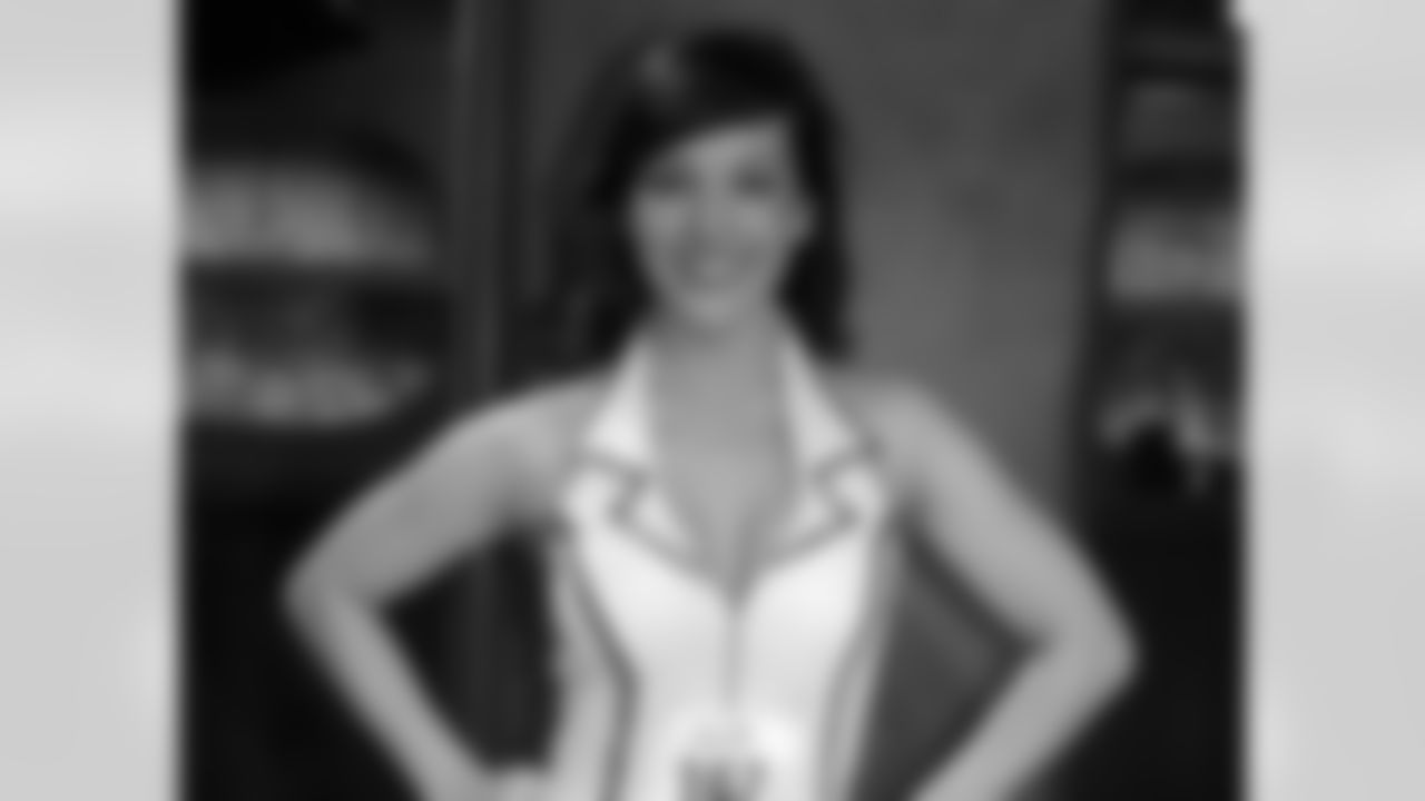 Michelle L. 2009 Flight Crew Member Photos