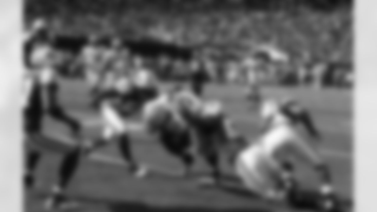 2010 Week 8 Jets vs Packers Game Photos