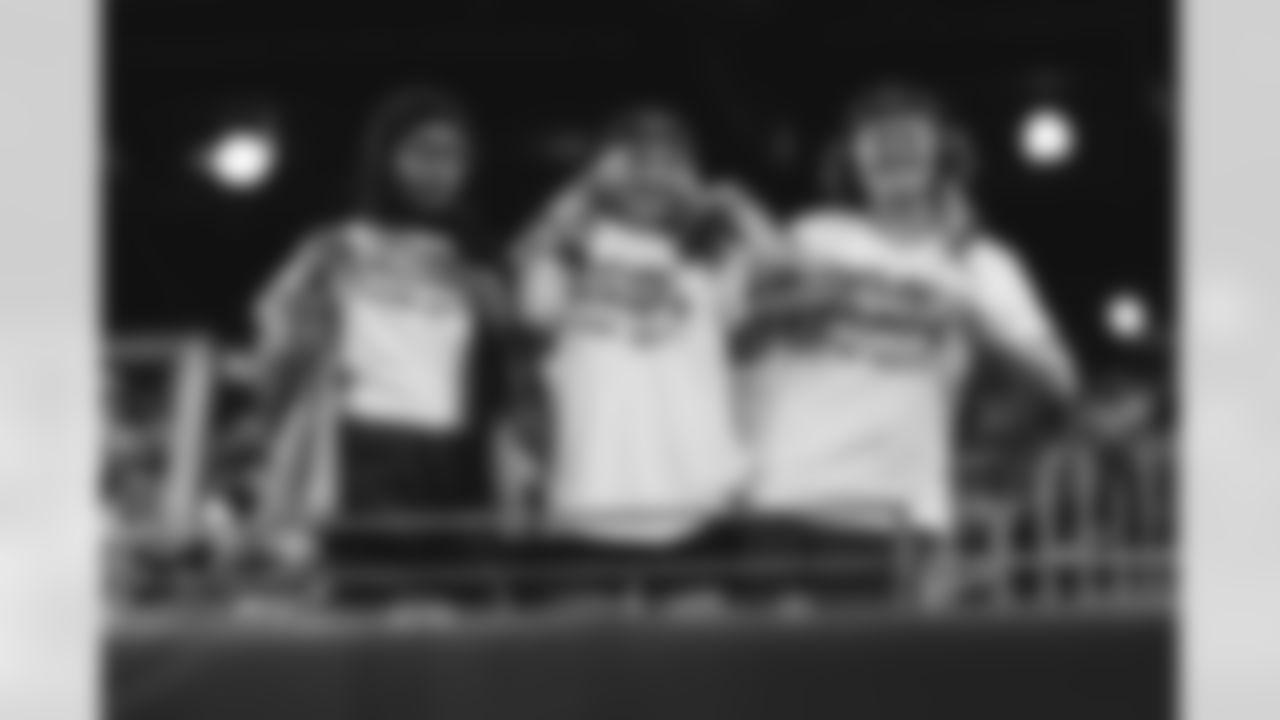 E_SNY_0721
