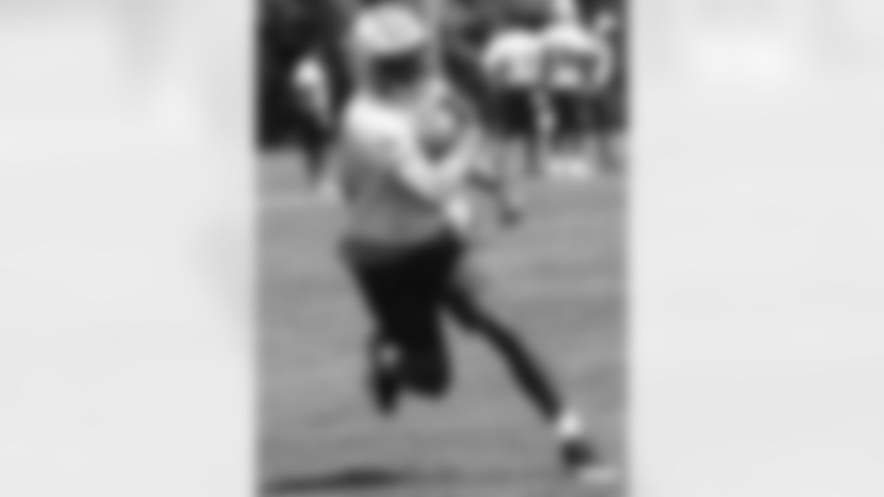2010 Minicamp Photos - 6-15-10 AM Practice