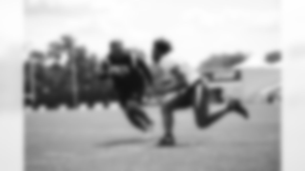 E_SNY_7955