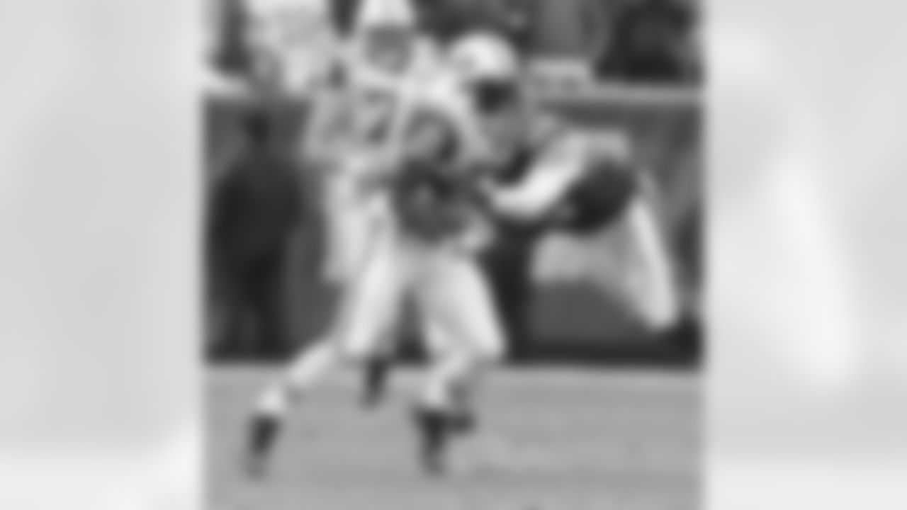 LaDainian Tomlinson Photos