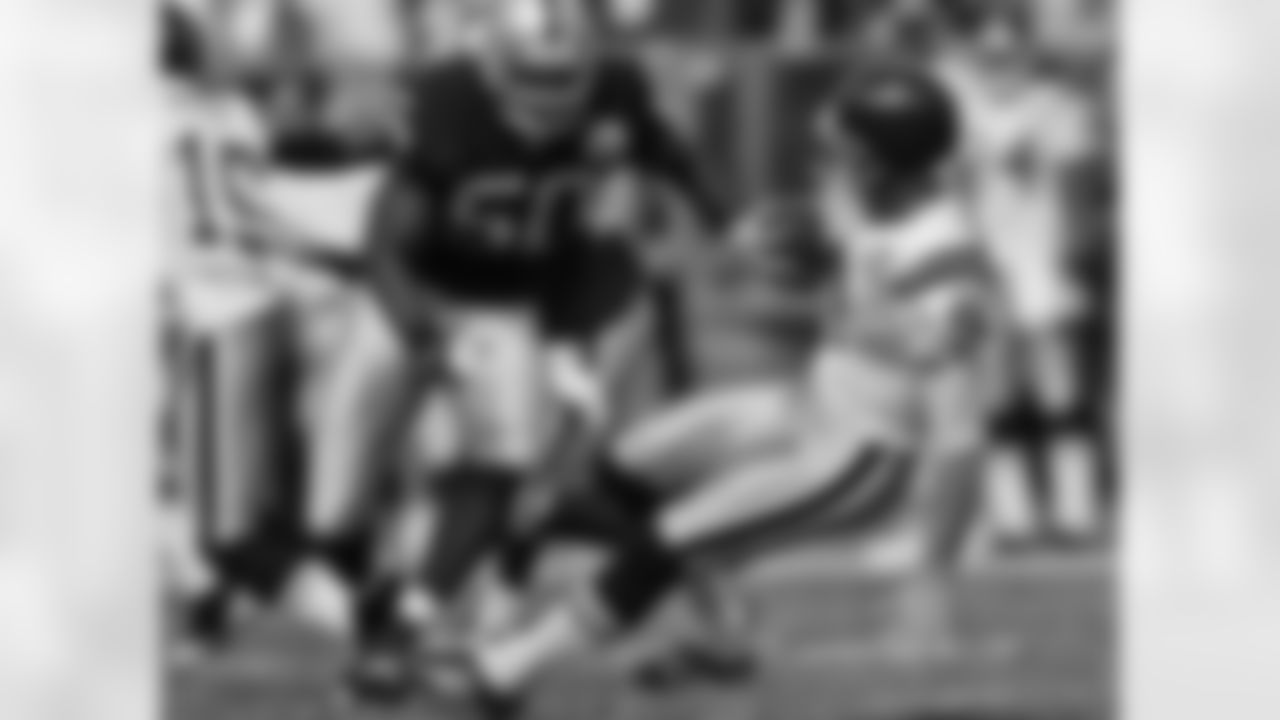 2009 Week 7 - Jets at Raiders Photos