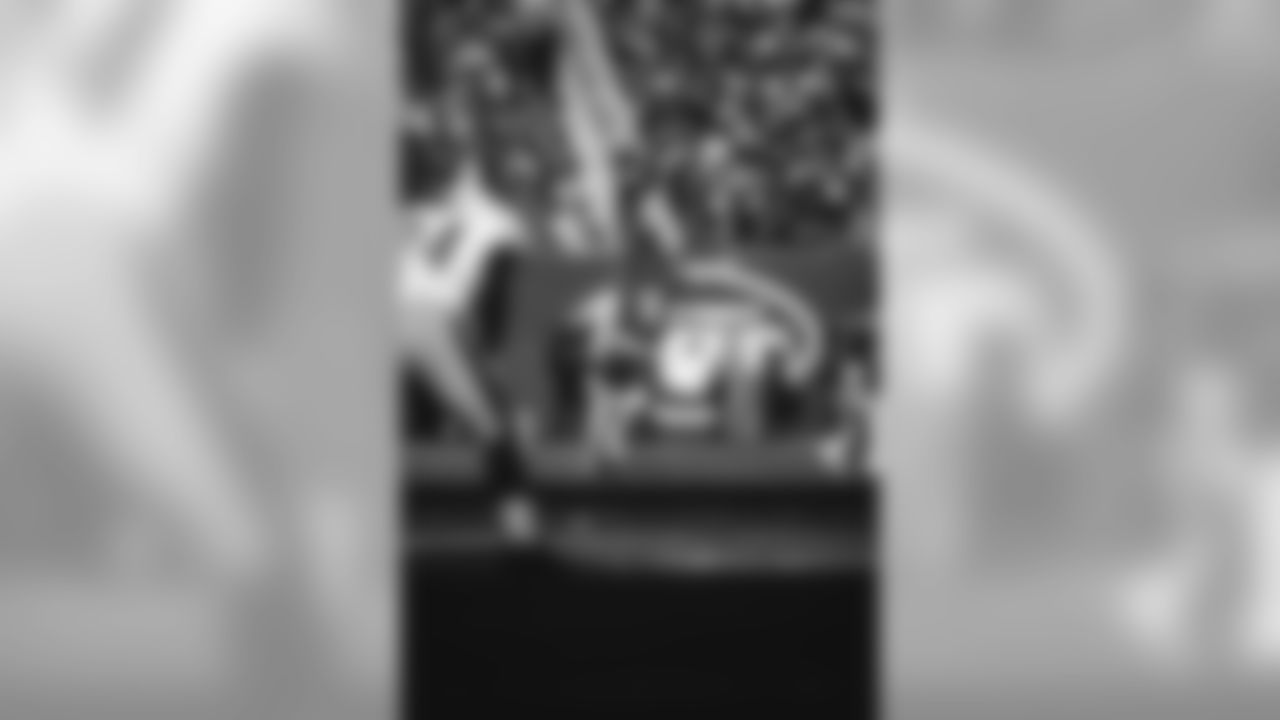 E_SNY_5324