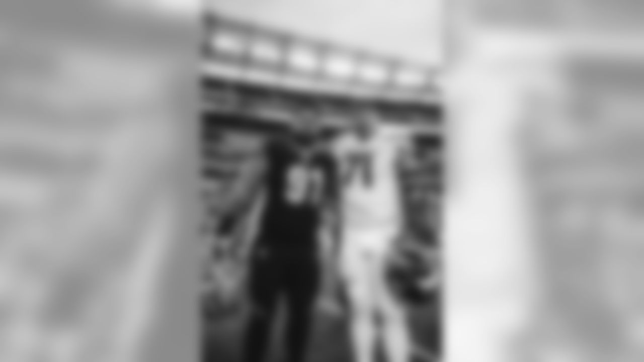 E_SNY_4713