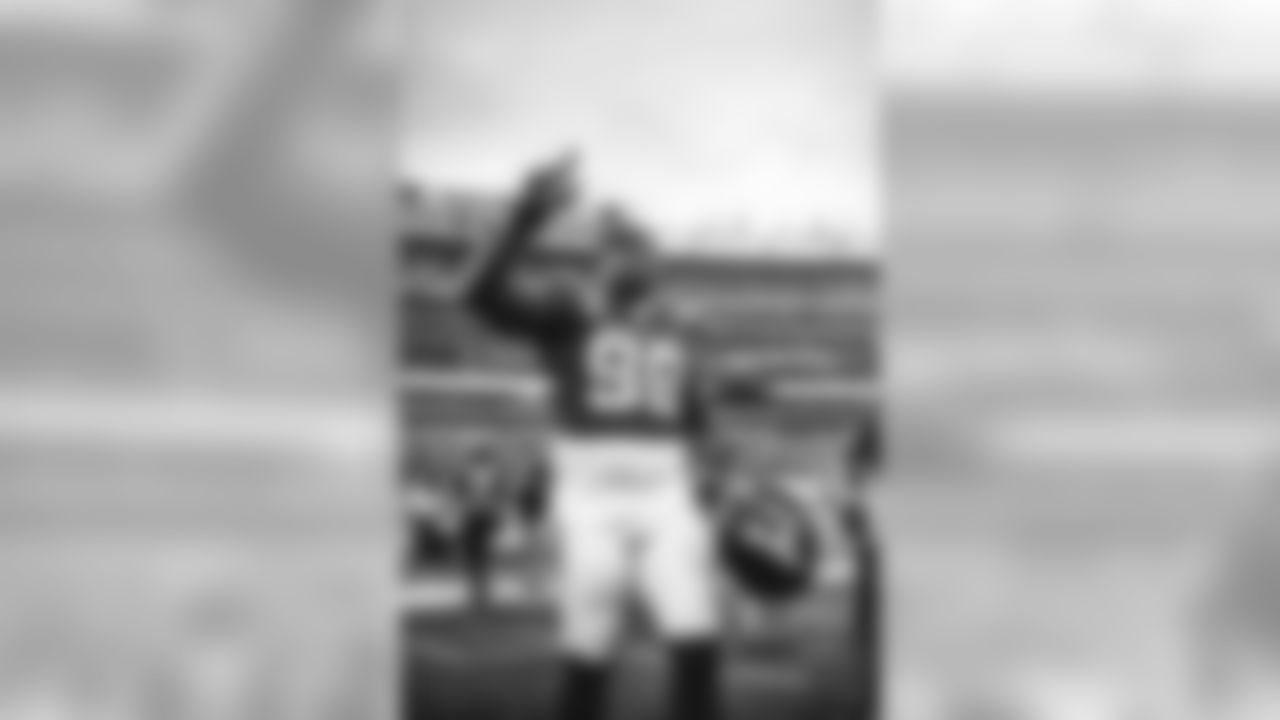 E_SNY_3827