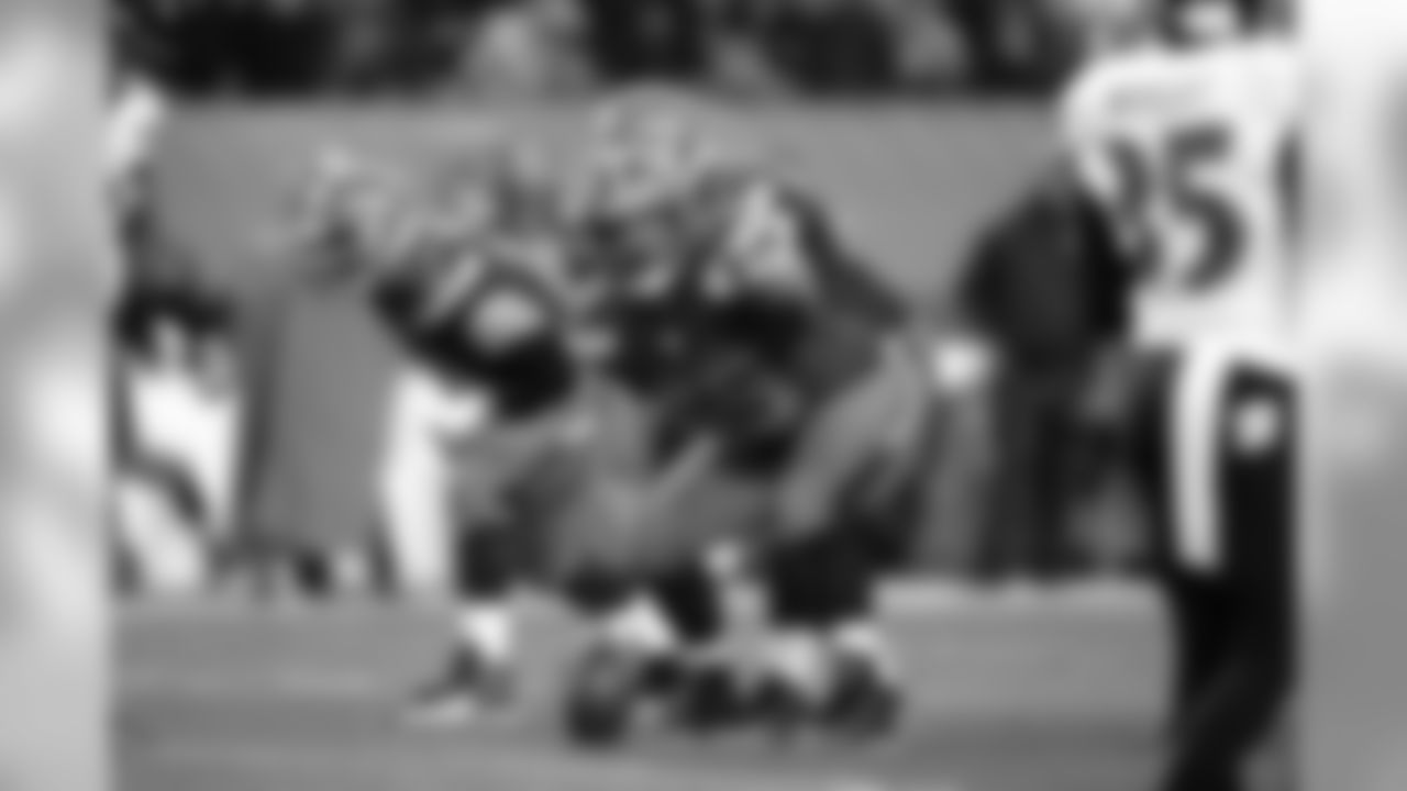 19. C Alex Mack, Cleveland Browns
