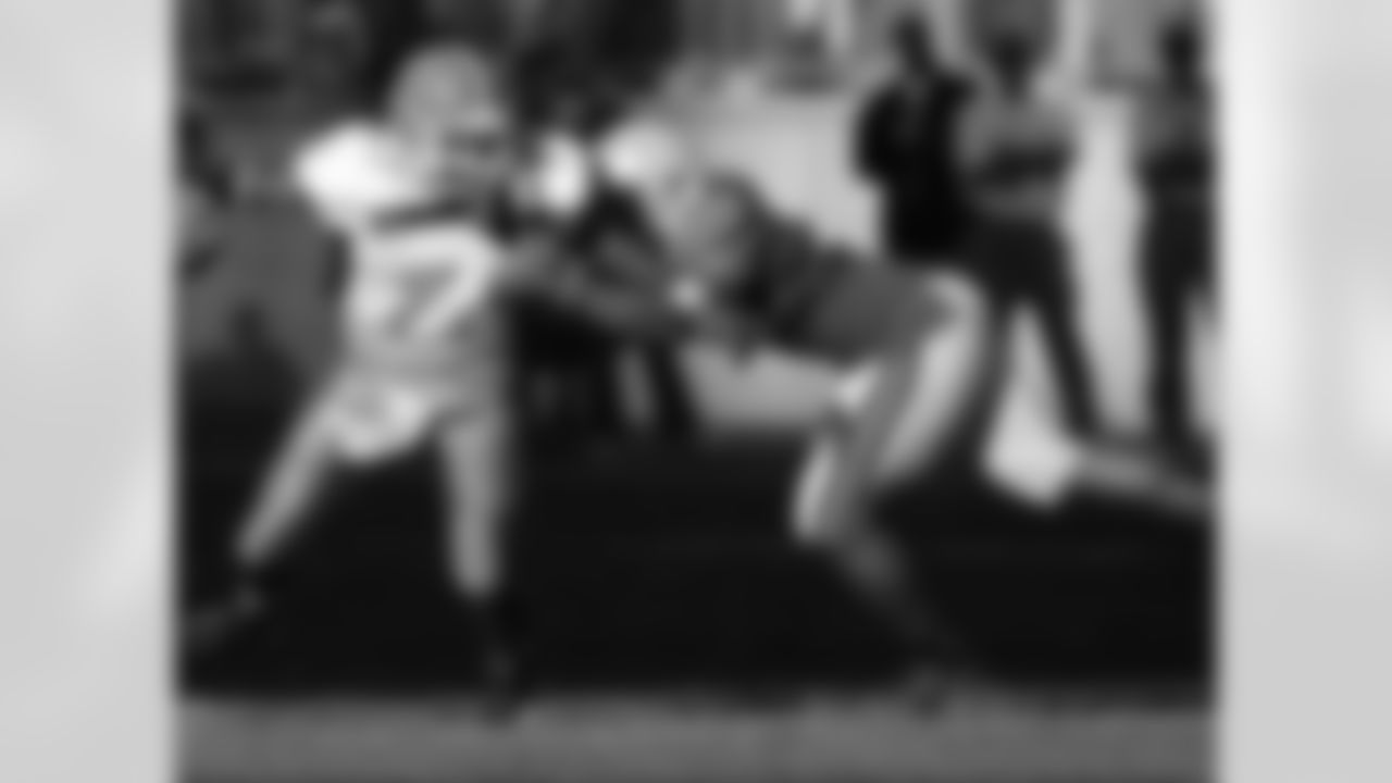 Vernon Gholston