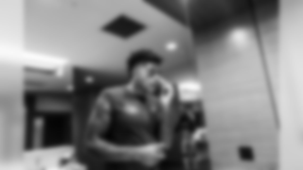 E_L1070588