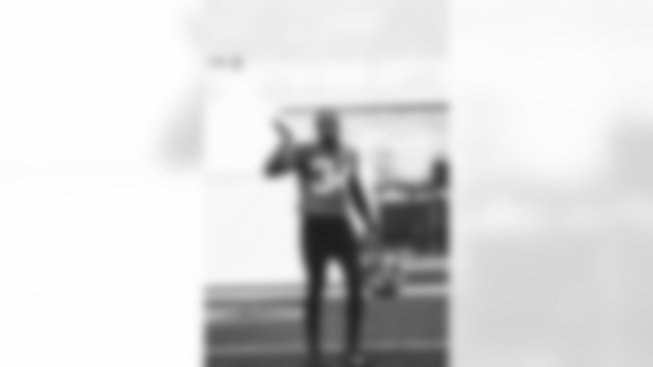 E_JB2_7448