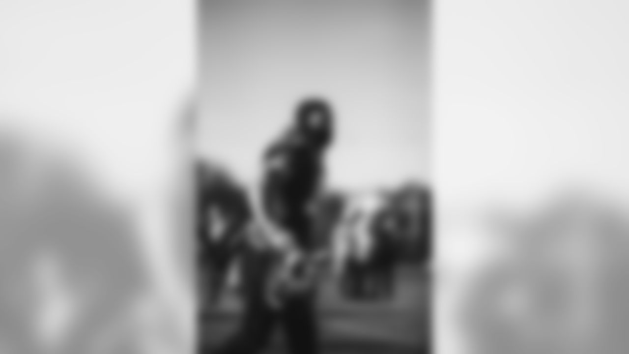 E_SNY_1023