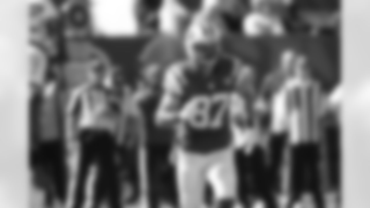 WR Eric Decker