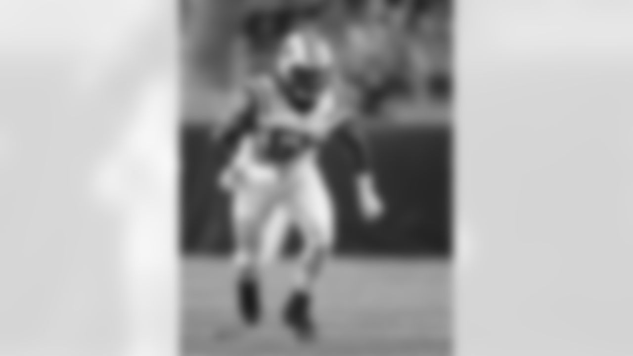 LB Lorenzo Mauldin