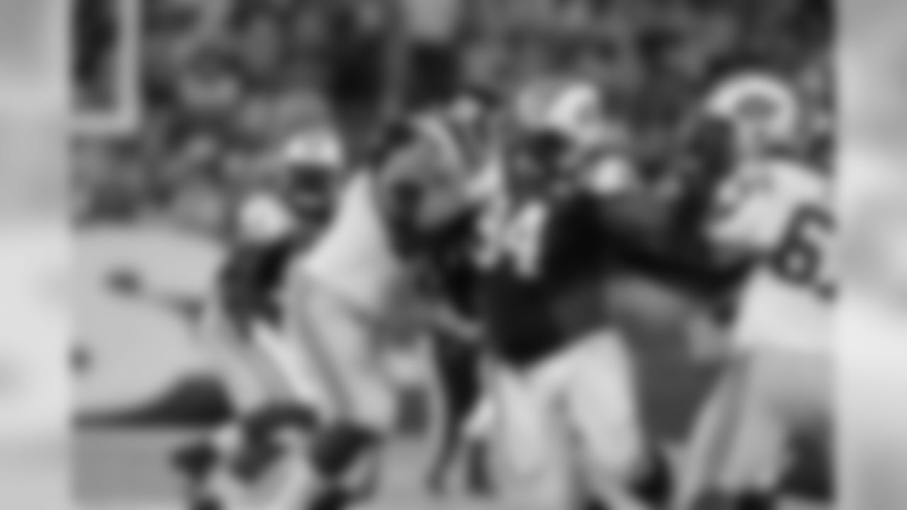 Damon "Snacks" Harrison, who is becoming a favorite amongst fans contributed well to the defense's front seven. He was quick off the line in run support and on opponents' passing plays.