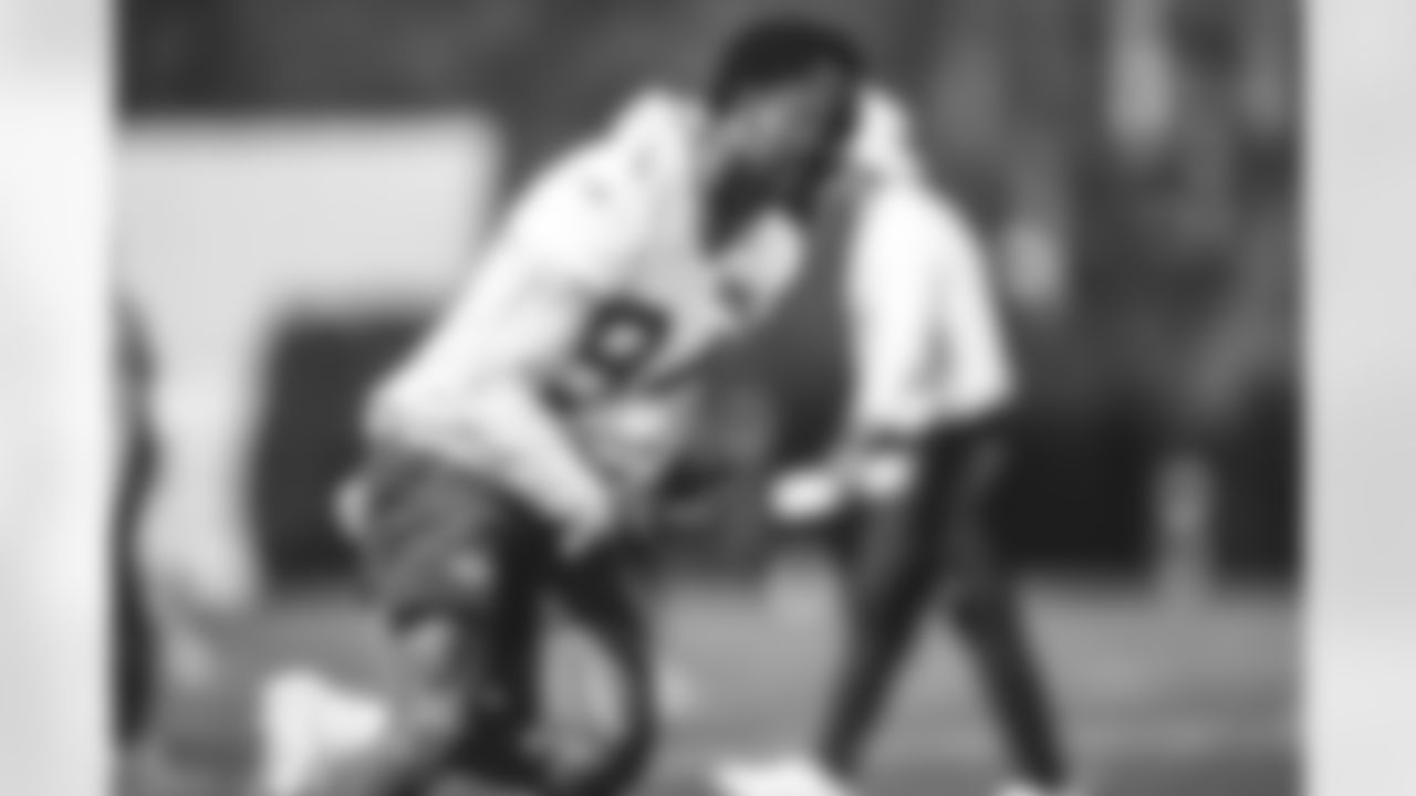 E_SNY_4577