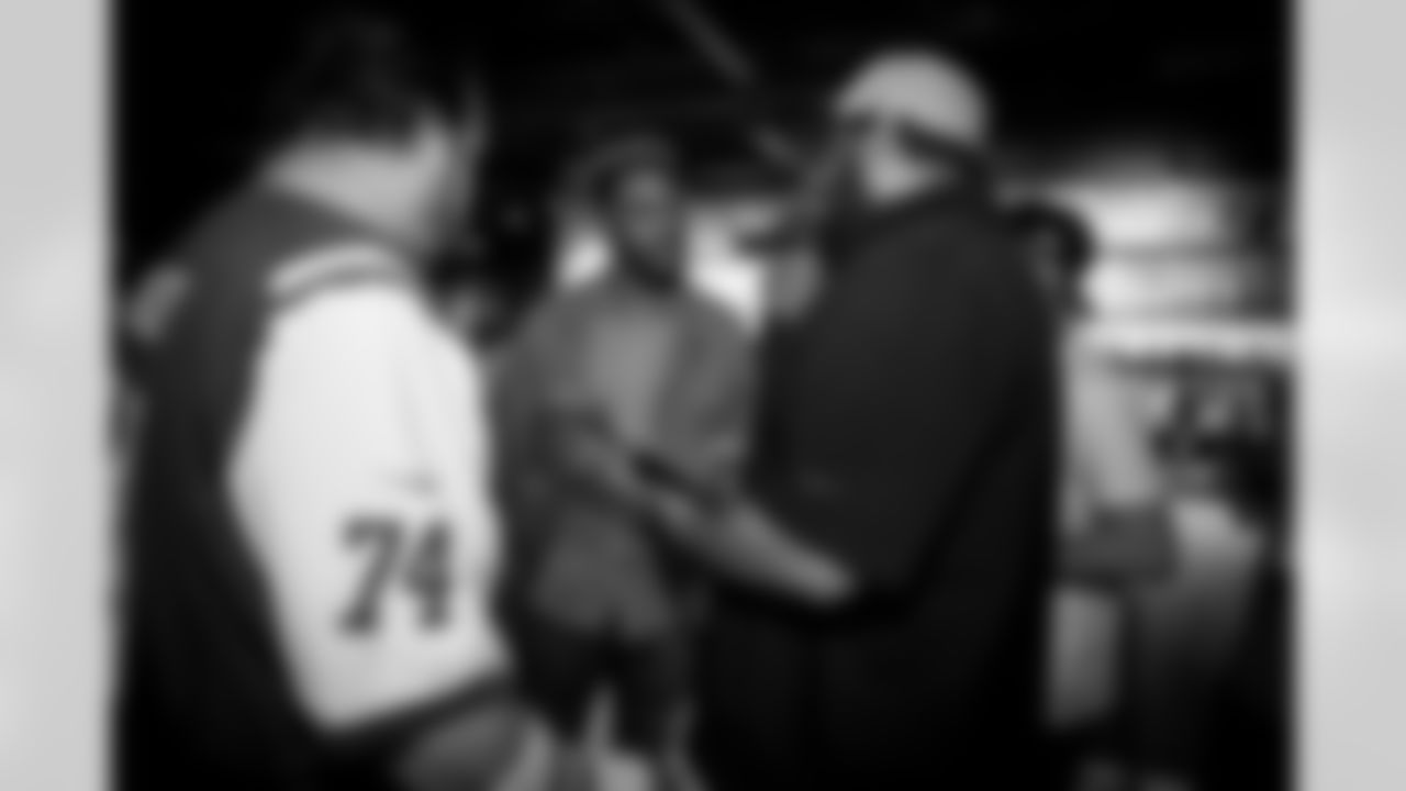 Juston Burris with fans