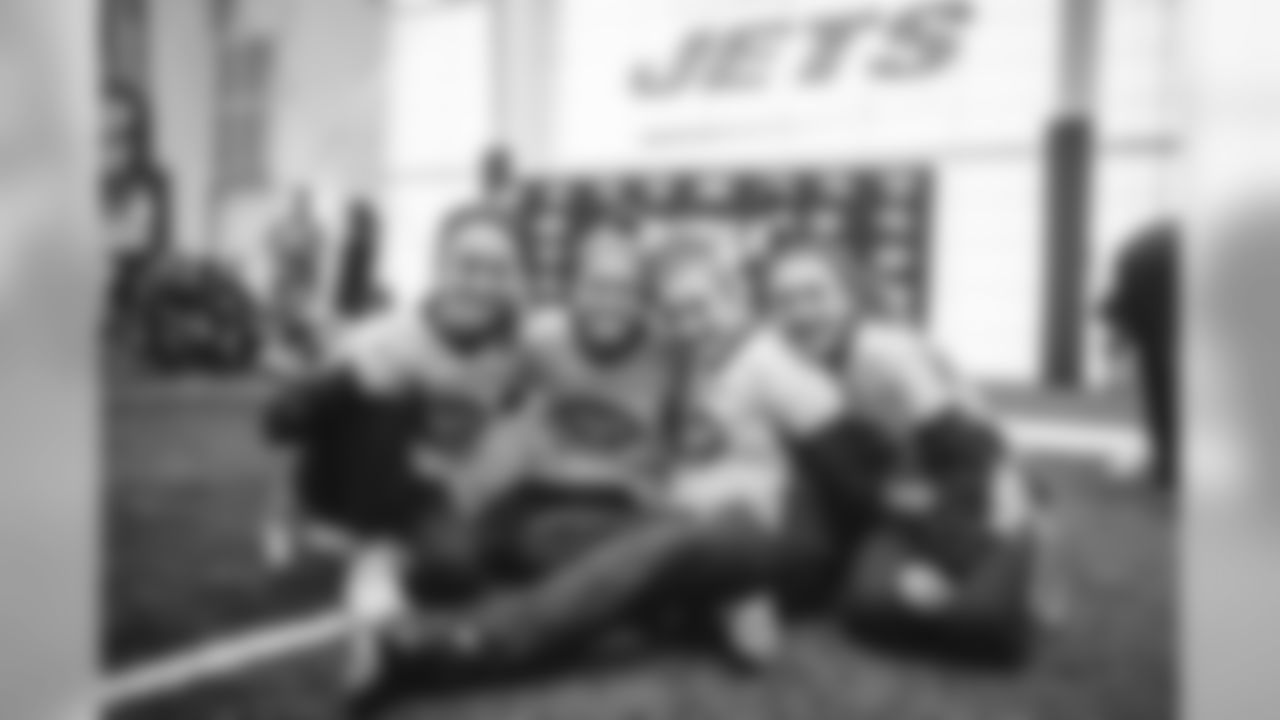 E_SNY_8210