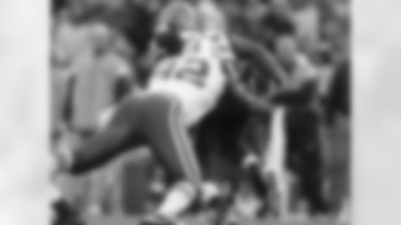 Shaun Ellis Photos