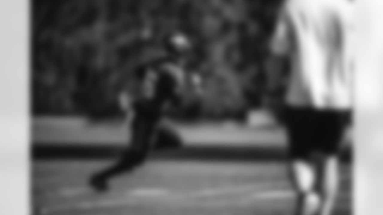 E_A9200083