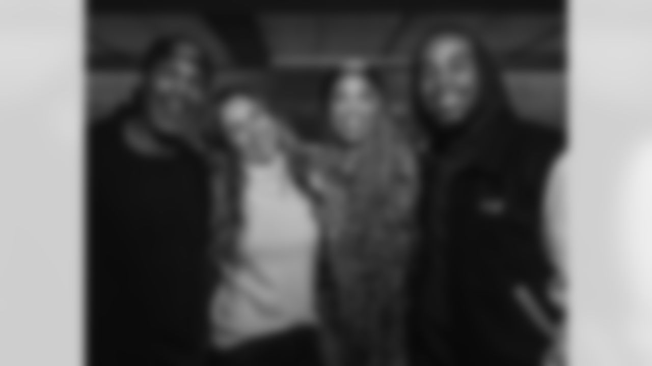 Adrian Williams, Emma Lovewell, Kirsten Ferguson, Alex Toussaint - Peloton