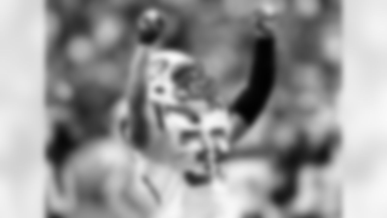 2010 Week 6 Jets at Broncos Game Photos