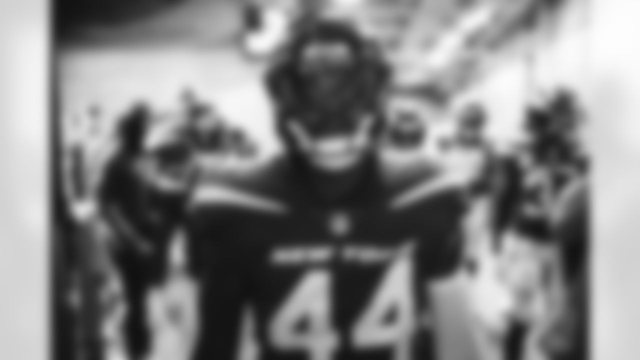 LB Jamien Sherwood