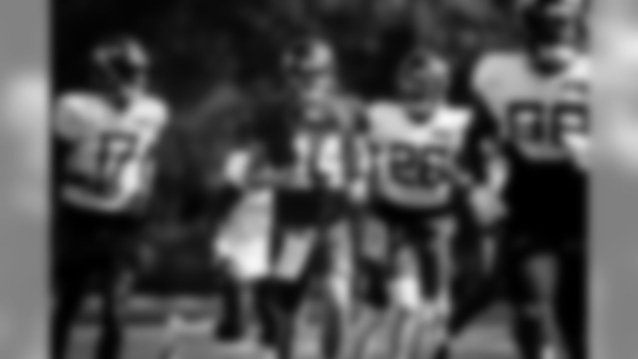 E_SNY_5451