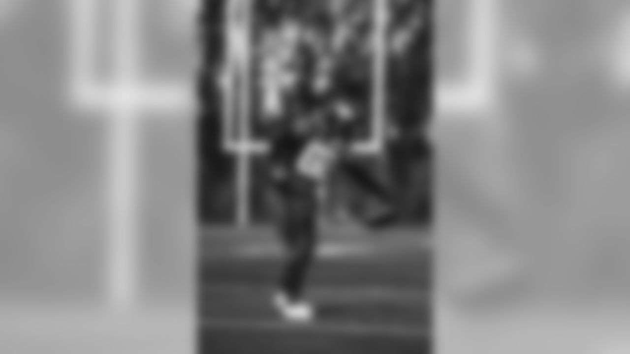 E_SNY_6699
