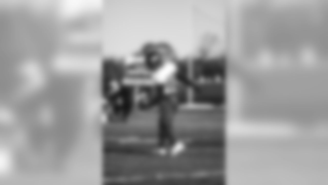 E_SNY_9244