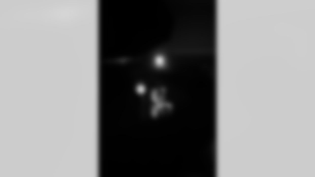 E_1D2_6267