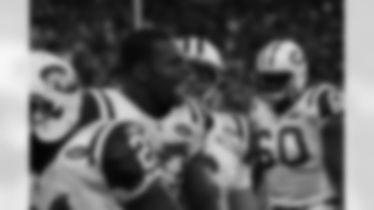 2010 Week 9 Jets vs Lions Game Photos