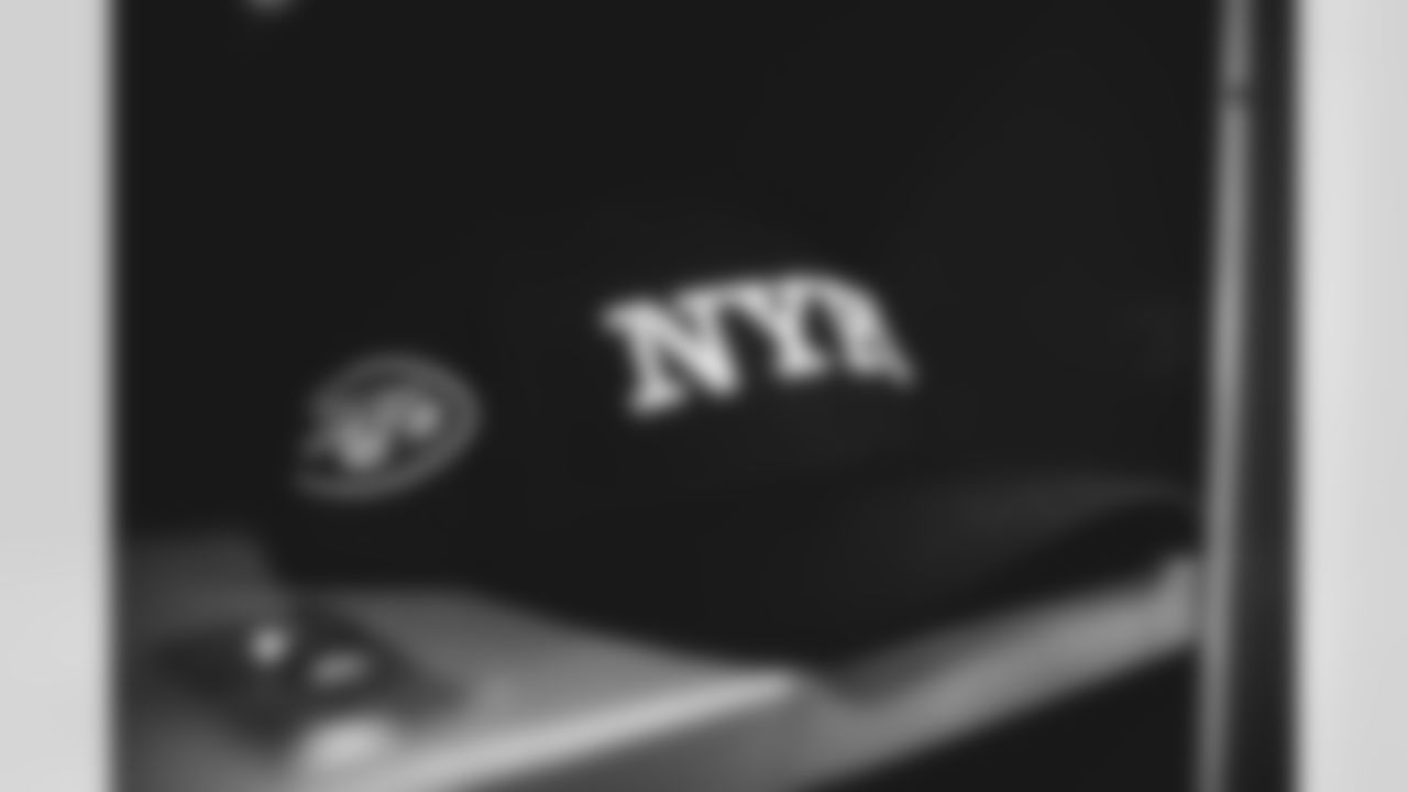 E_SNY30196