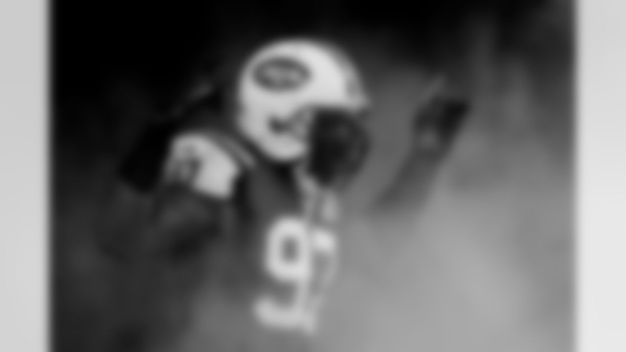 Since 2008, LB Calvin Pace has been a member of the Jets. In that time, he's recorded 38 sacks including his 10 last year. He'll be looking to find some more of that magic in 2014.