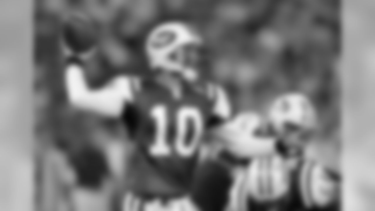 QB Erik Ainge Photos