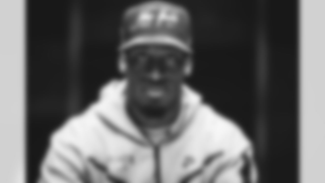 RB Breece Hall