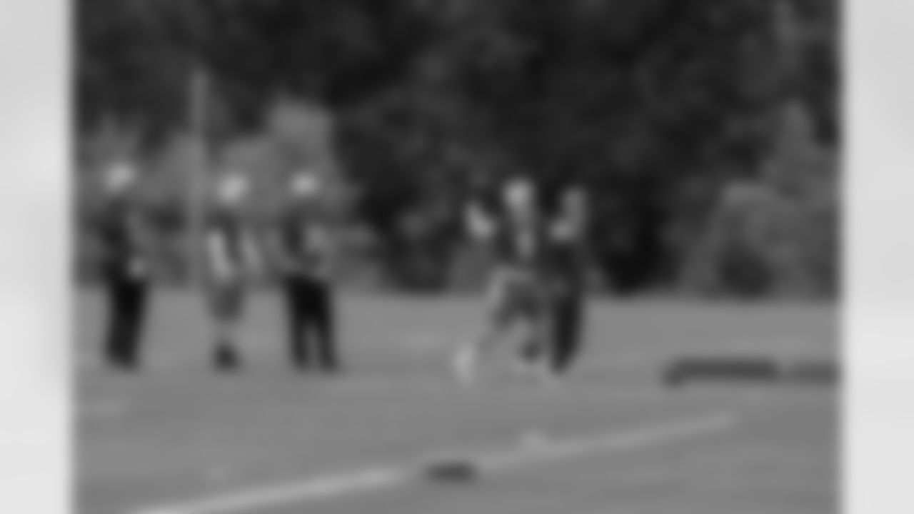 While Williams, Smith and third-round edge rusher Lorenzo Mauldin could make significant impacts in their rookie campaigns, Bryce Petty will not be rushed into action. Maccagnan ensured the selection of the Baylor product, moving up one spot in Round 4 to add a big-time talent to the mix. "He has very good physical attributes for the position," Maccagnan said. "He has size, he has stature, he's an athletic kid. He has very good arm strength and can physically make all the throws you want him to make. From an intangible standpoint when we researched him down there, he's an intelligent kid, he's a hard worker, he's a good kid off the field so he has all the parts and pieces we think would potentially be a good quarterback in the NFL."