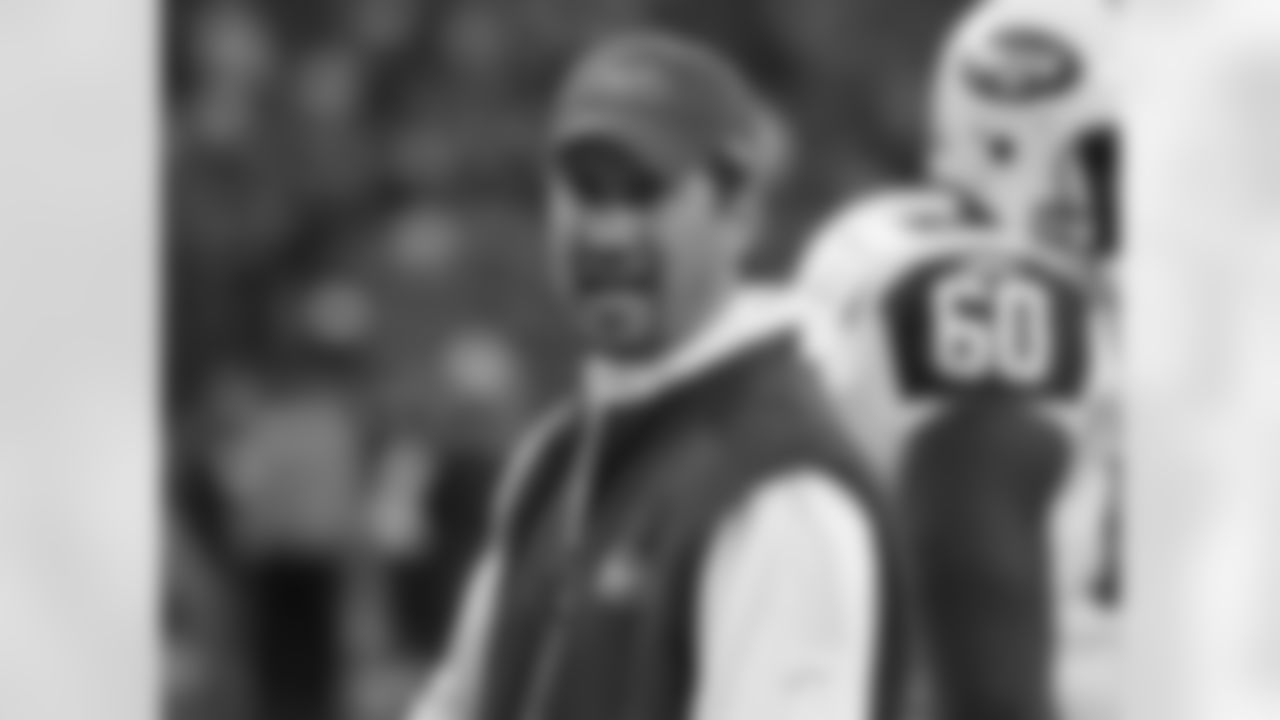 2009 Week 11 Jets at Patriots Photos