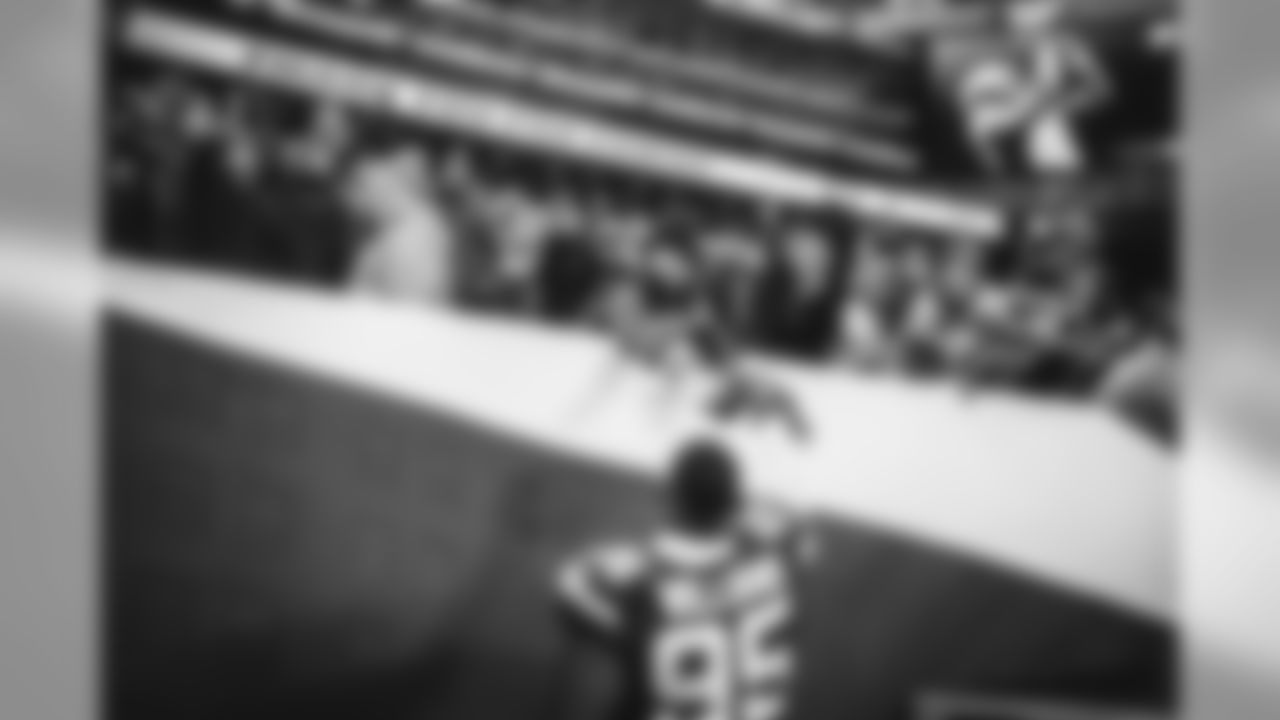 E_SNY_3868