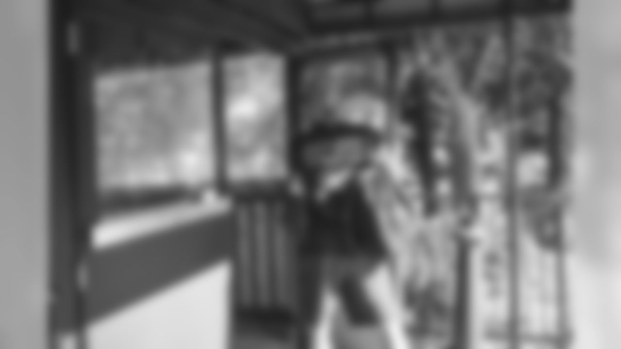 E_L1000052
