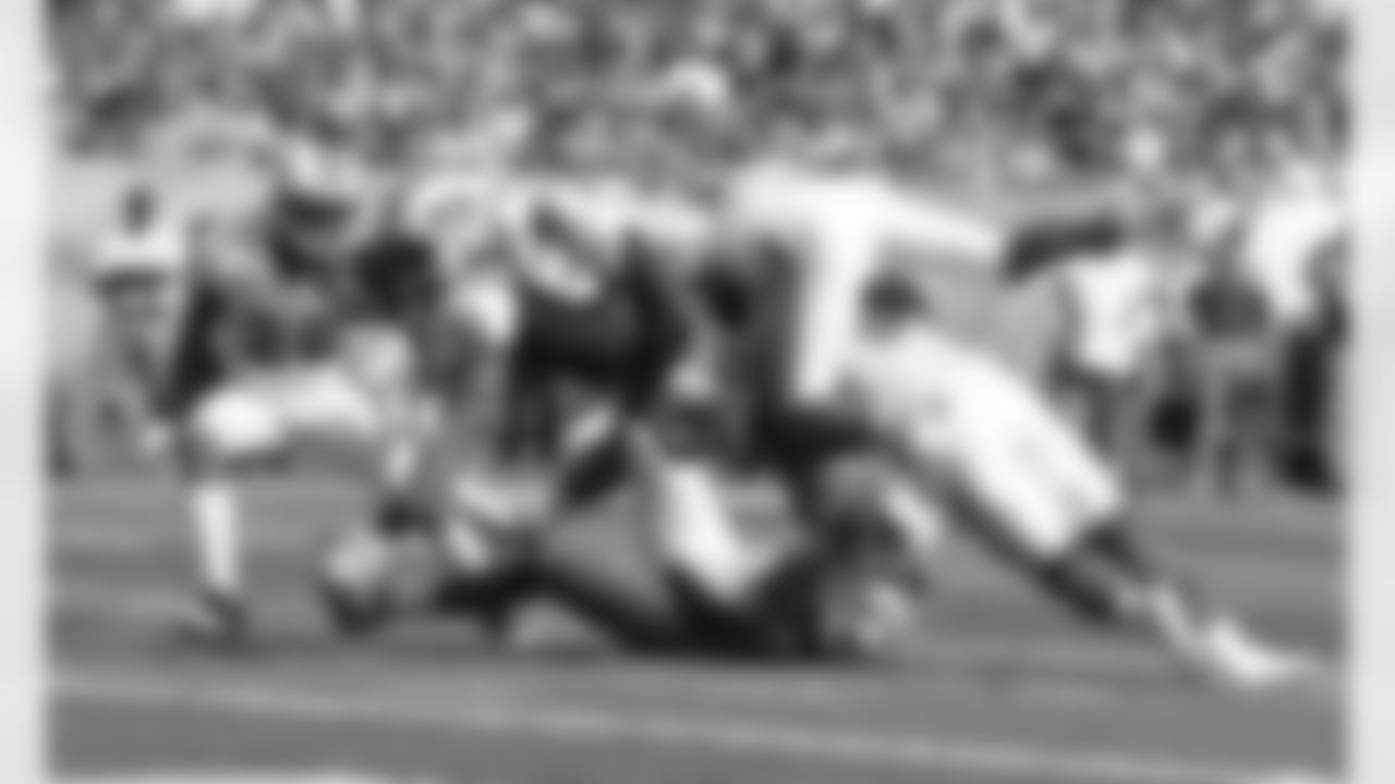 2011 Regular Season Week 17 Jets at Dolphins Game Photos