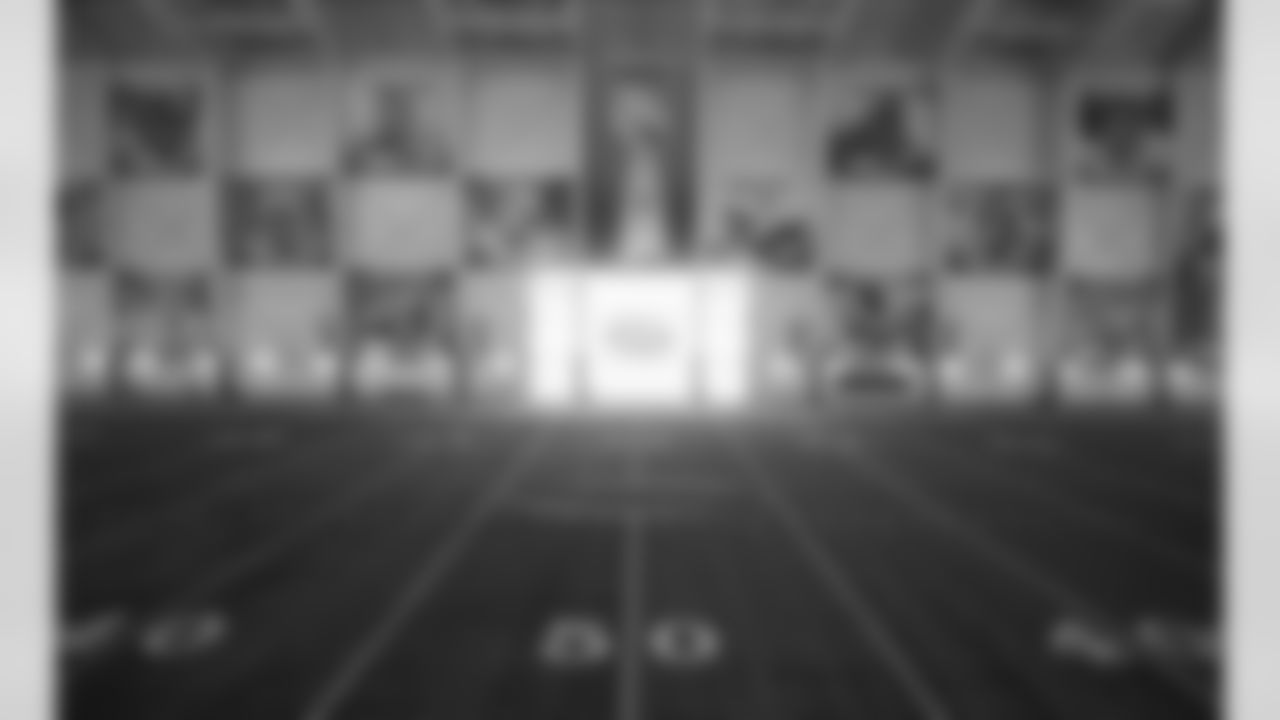 The roof in the fieldhouse clears 95 feet. Potential draftees can learn a little team history as the far wall of the fieldhouse bears the banners of Ring of Honor inductees.