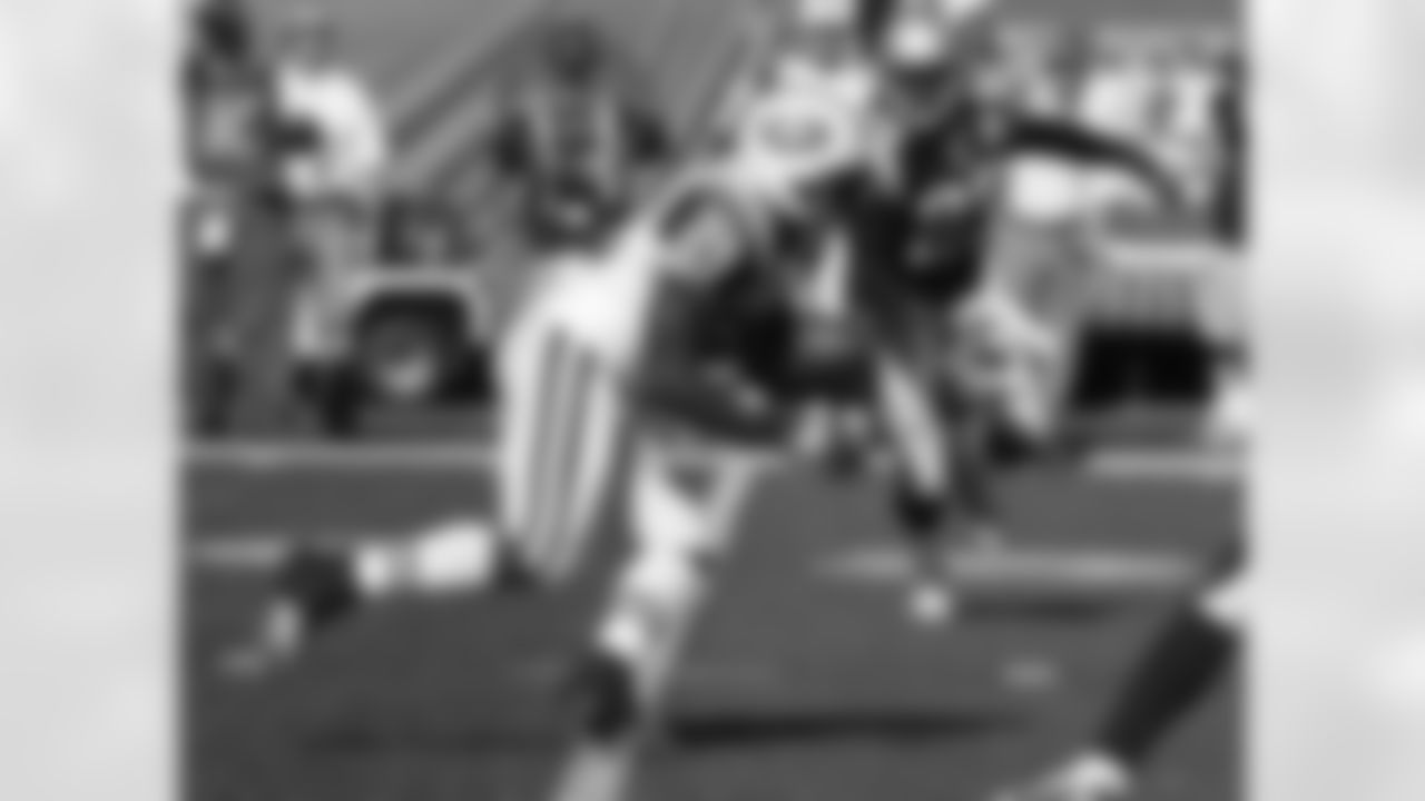 2009 Week 2 - Jets vs Patriots Photos