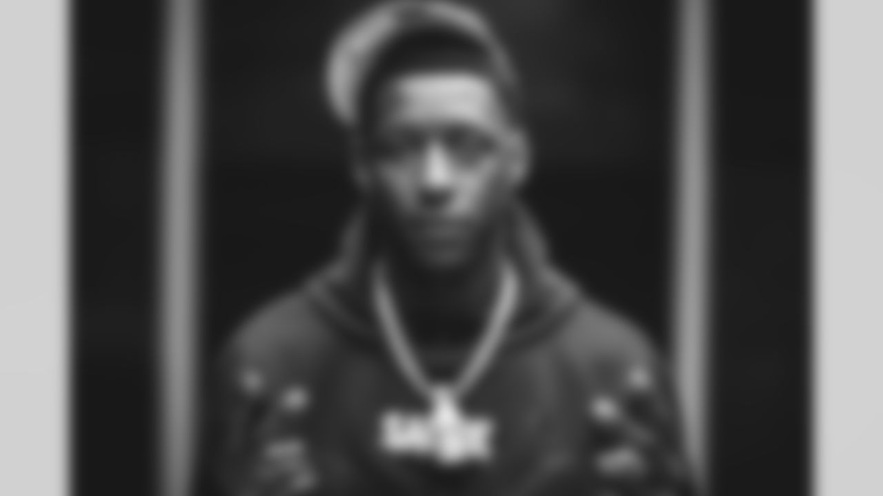 E_SNYL6796