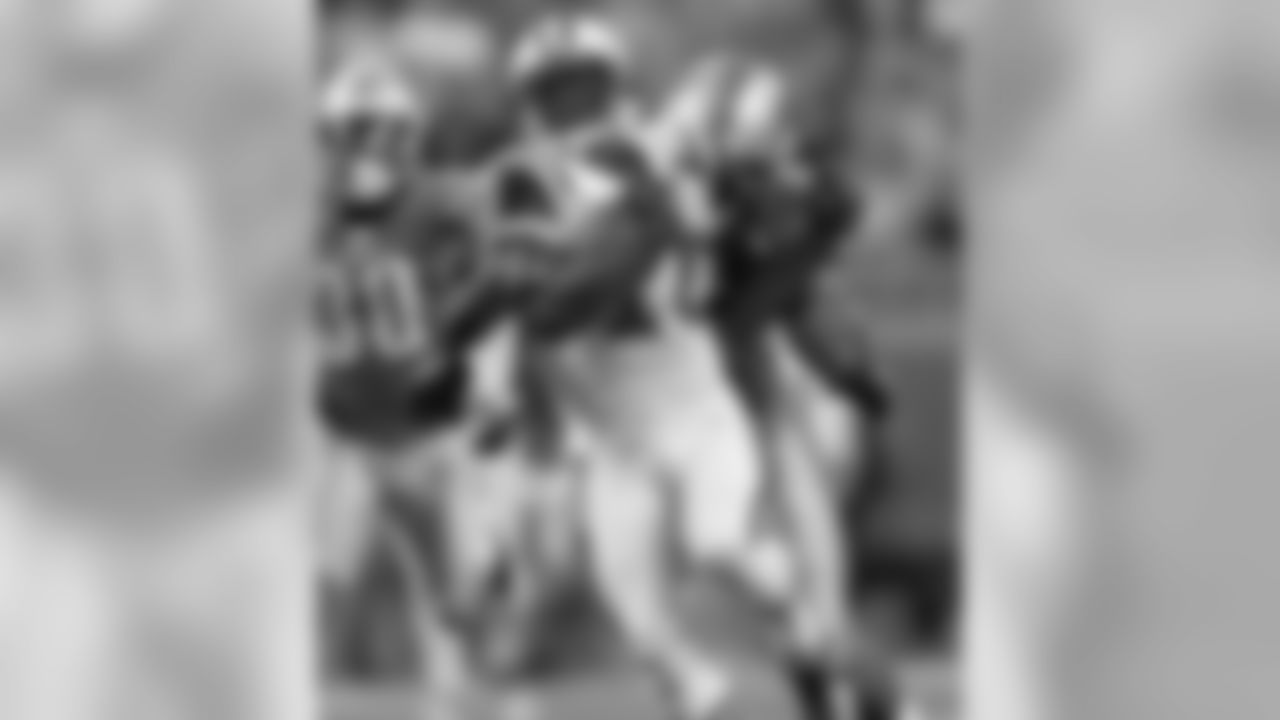 Santonio Holmes Photos