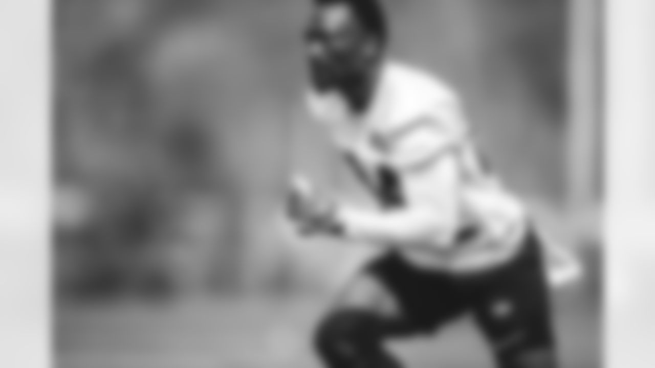 WR Corey Davis