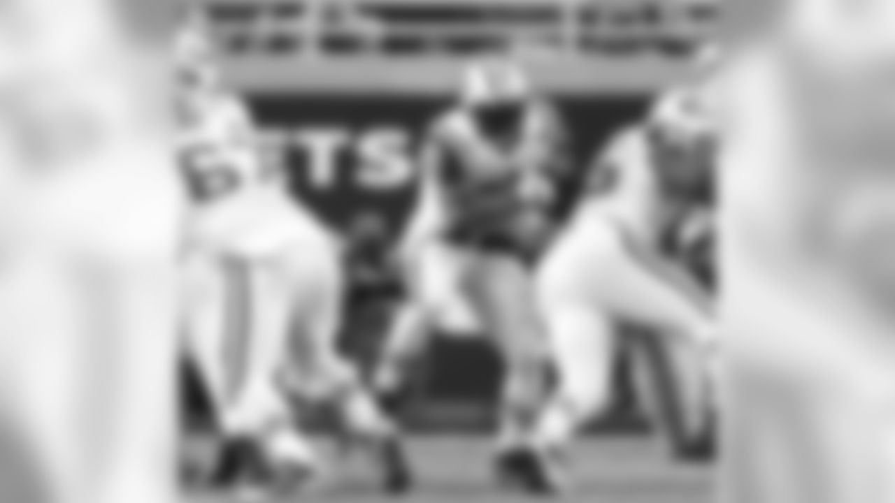 LaDainian Tomlinson Photos