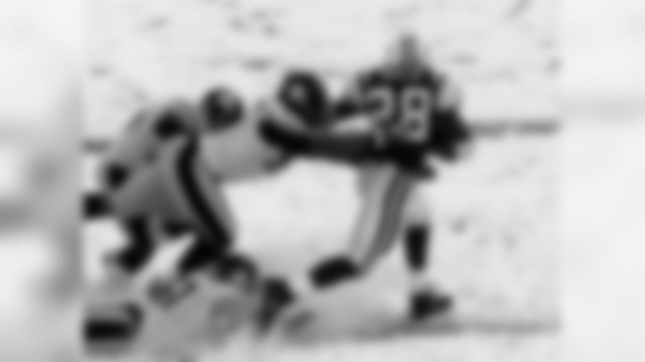 Curtis Martin Photo Gallery
