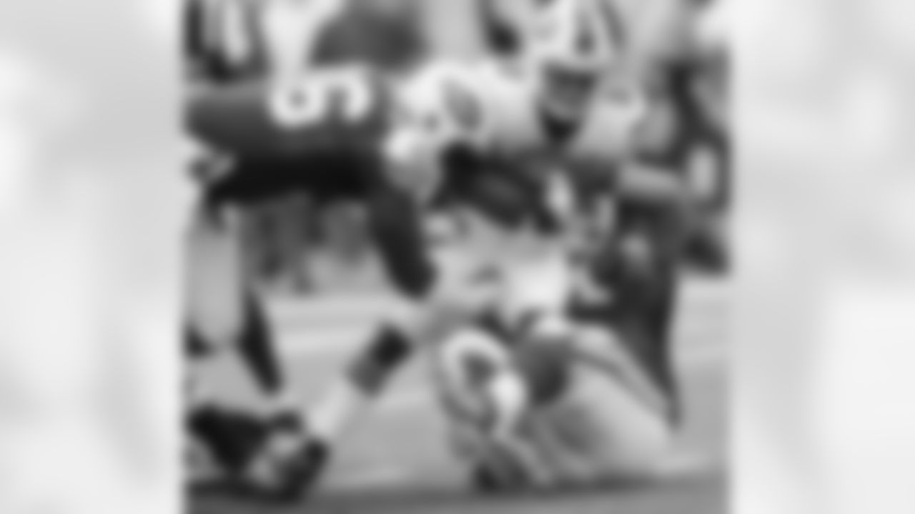 2011 Regular Season Week 12 Jets vs Bills Game Photos