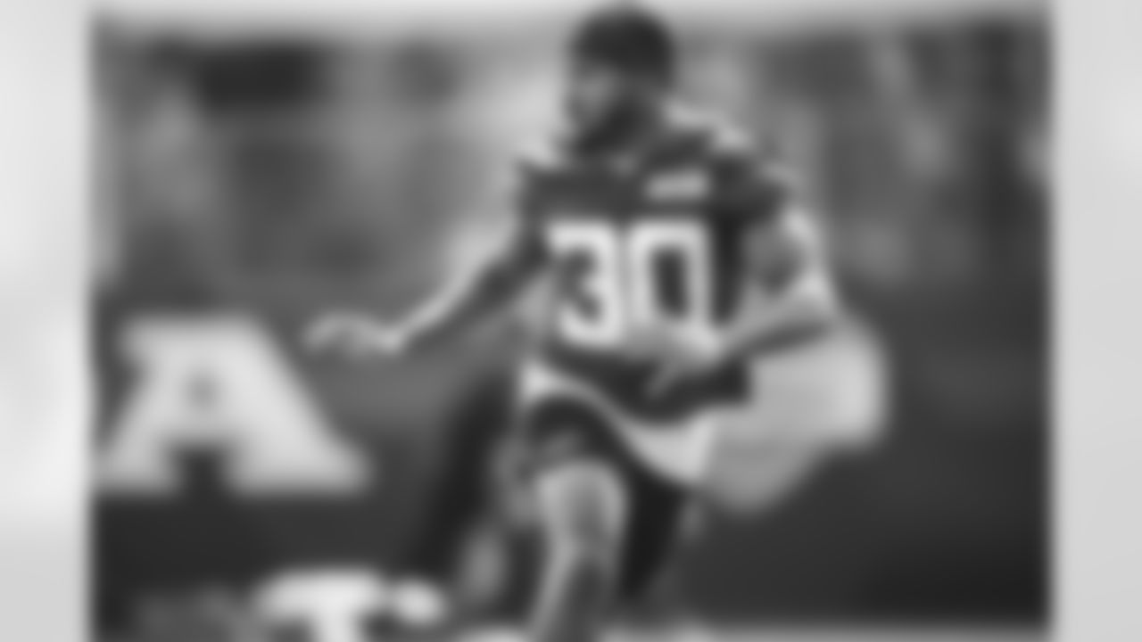 E_JB3_0435