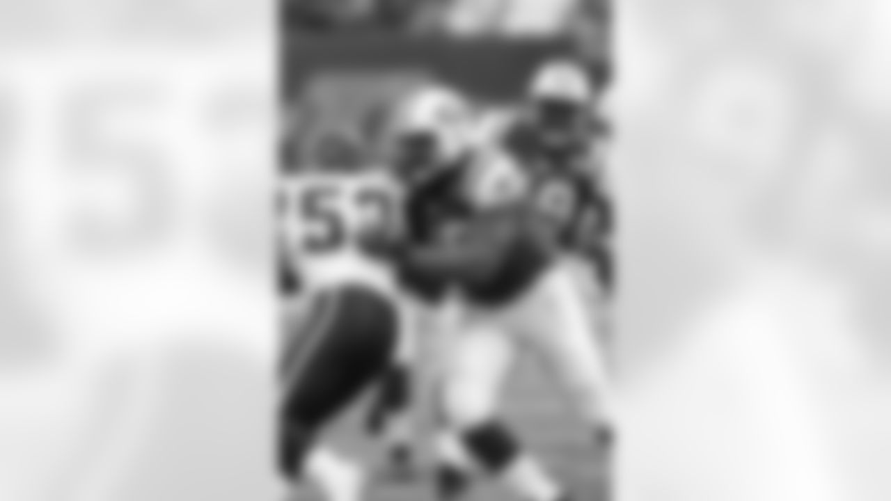 Wayne Hunter Photos